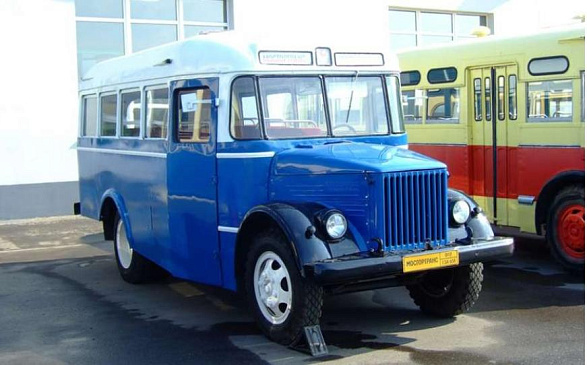 Автосайт «За рулем» составил топ-3 самых странных автобусов времен СССР