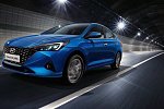 Детским врачам Петербурга передали 18 машин Hyundai