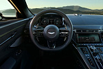 Aston Martin рассказала, почему оставит классические кнопки в салонах своих авто