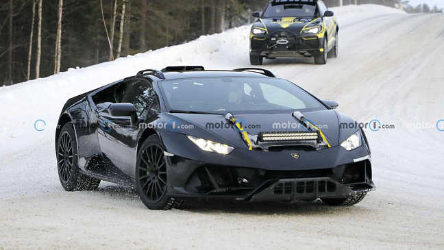Генеральный директор Lamborghini рассказал о первом внедорожном суперкаре компании 