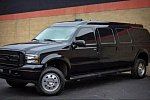 Бронированный лимузин Ford Excursion короля Иордании продают с большой скидкой