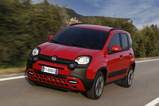 Автогигант Stellantis продолжит выпуск Fiat Panda до 2026 года