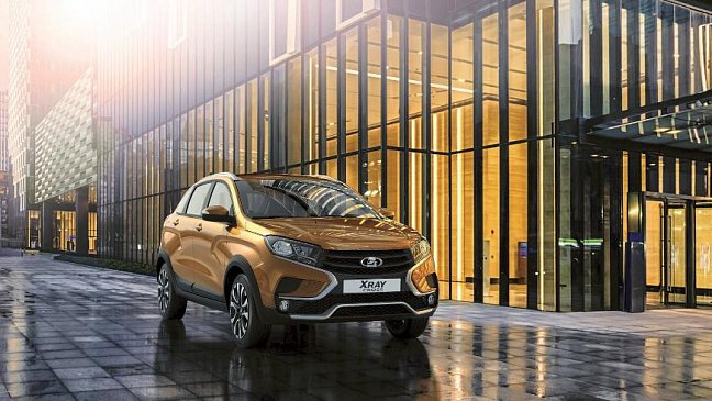 «АвтоВАЗ» приостановил производство LADA XRAY Cross