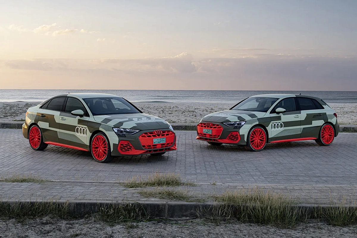 Audi представила обновленный S3S3 2025 года