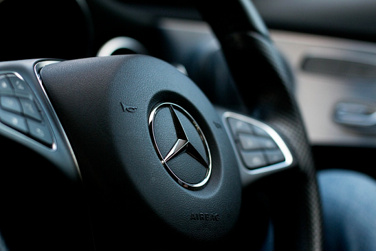 Mercedes-Benz отправляет на ремонт в России 151 авто V-Класса