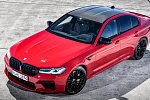 Вид из салона: BMW M5 Competition 2021 несется по автобану 