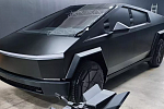 Tesla представила матово-черный Cybertruck на Art Basel Miami