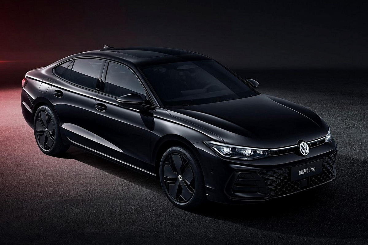 Новый Volkswagen Passat уже в России: Но какой выбрать – "немец" или "китаец"