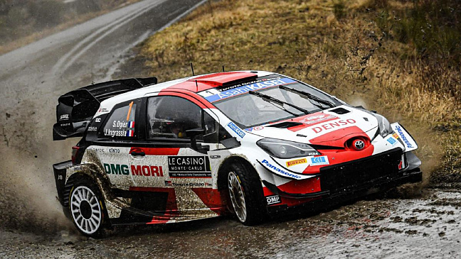 В Сети появилась забавная пародия на раллийный Toyota Yaris WRC Hybrid 