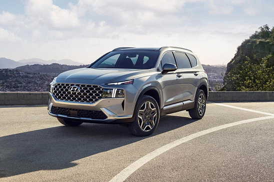 Компания Hyundai официально представила гибридный кроссовер Santa Fe PHEV
