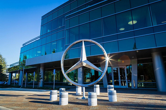 FT: бренды Mercedes-Benz и BMW планируют искусственно сохранять высокие цены на свои автомобили