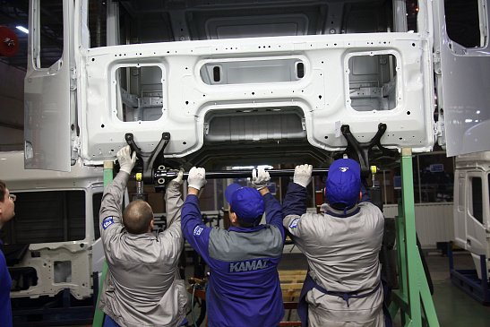 На «КамАЗе» начали сборку первой кабины для грузовиков модельного ряда К5