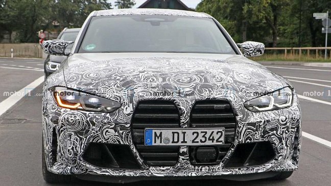 На тестах замечен "заряженный" седан BMW M3 нового поколения