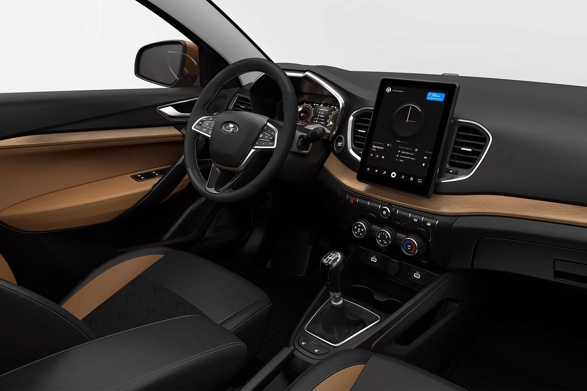 Автоконцерн АВТОВАЗ собрал первый предсерийный экземпляр автоновинки LADA 2023 года Автоконцерн АВТОВАЗ собрал первый предсерийный экземпляр автоновинки LADA 2023 года
