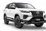 7-местный внедорожник Toyota Fortuner получил обновленную версию