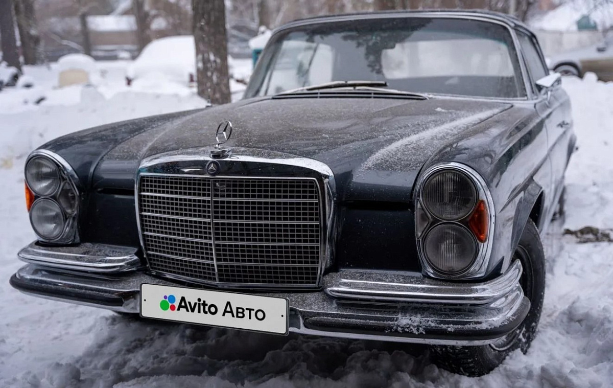 В Екатеринбурге продают раритетный Mercedes-Benz 1969 года за 33 млн рублей