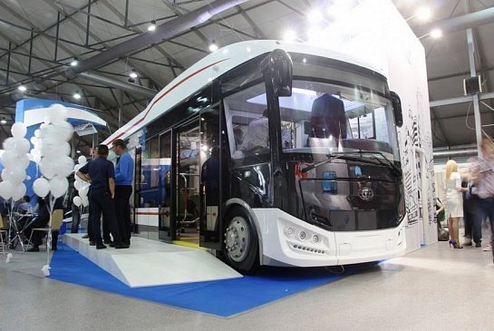«Транспортные системы» представили новый электробус с прицепом батареек