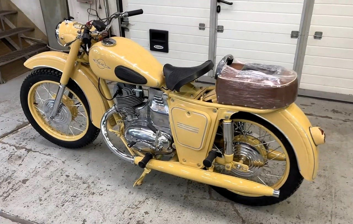 Советские мотоциклы для любых условий эксплуатации – вспоминаем, какие модели больше годились для города и села