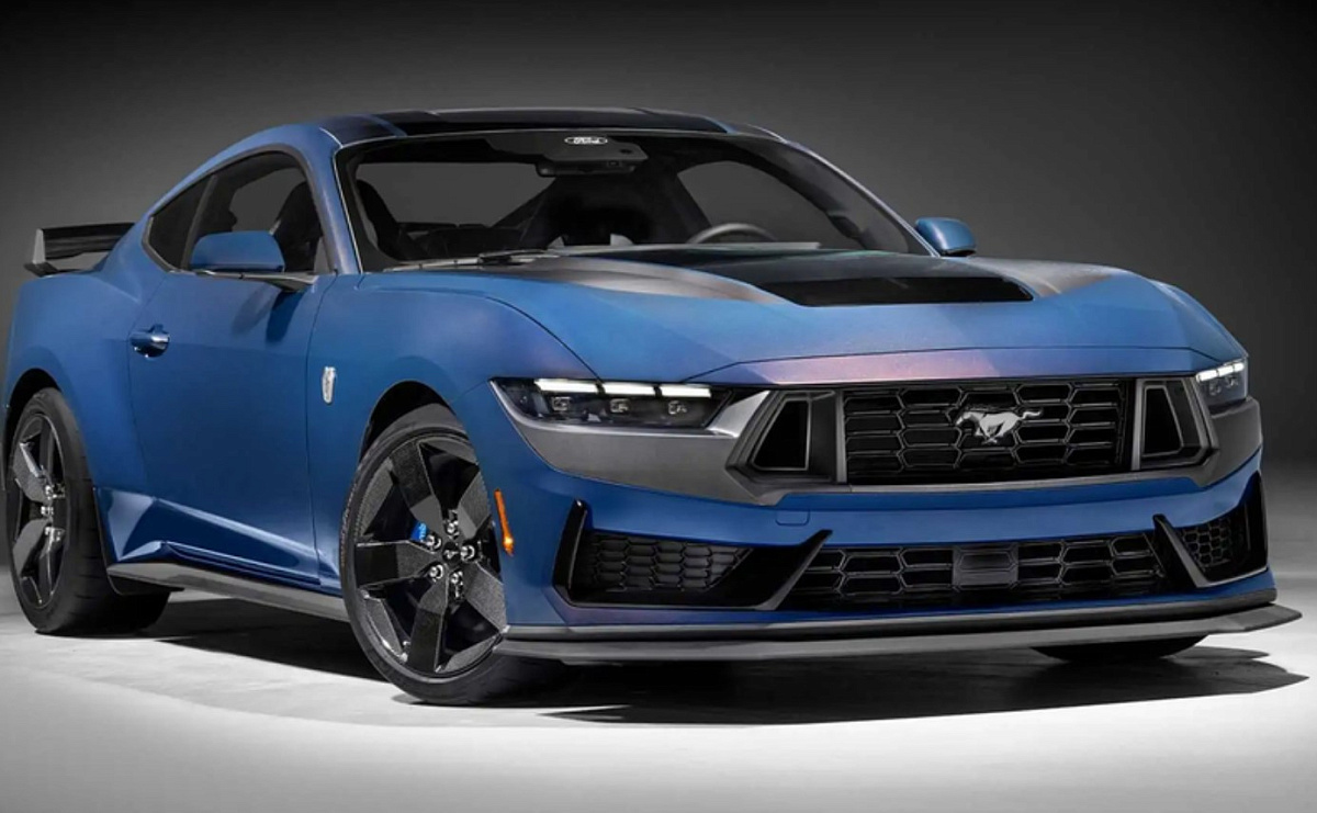 Первый Ford Mustang Dark Horse официально продан за 34 млн рублей