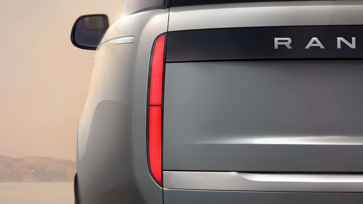 Land Rover представил первые официальные тизеры электрического Range Rover Electric
