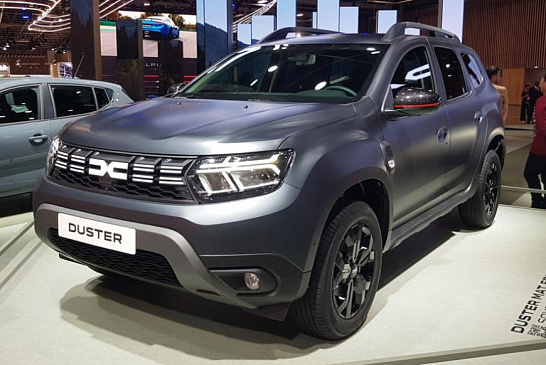 Новый кроссовер DACIA Duster с самым богатым оснащением представлен на автошоу в Париже