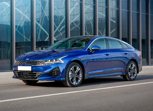 Седан Kia K5 готовится ко второму обновлению: что известно
