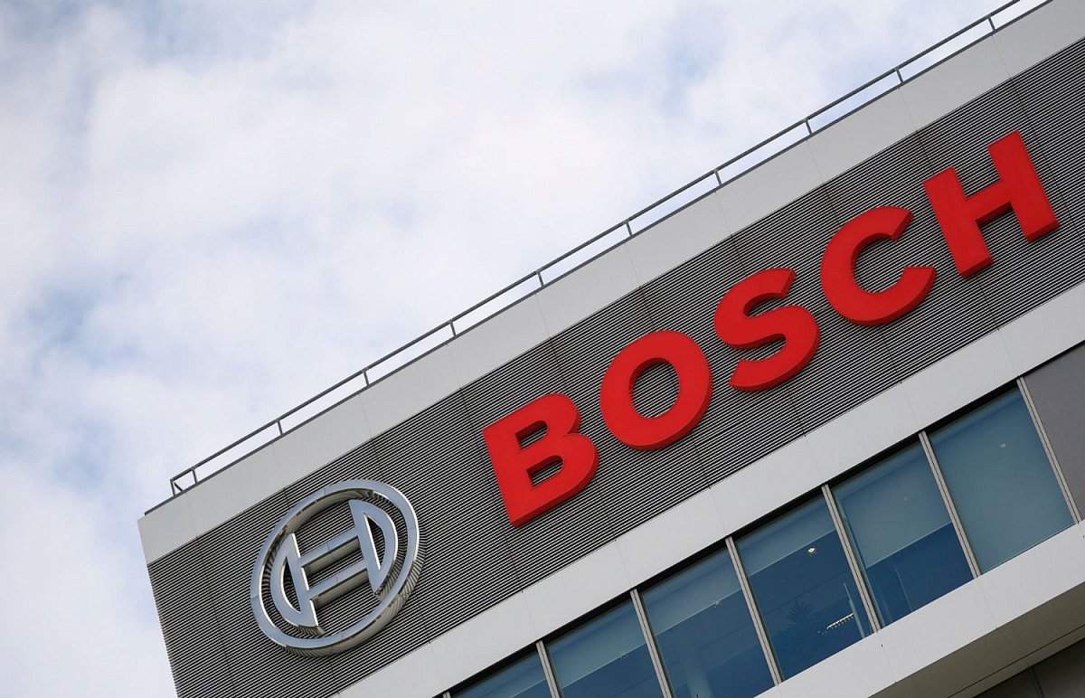 Bosch собирается удивить трехмерной проекцией
