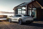 Электрокар Porsche Taycan дал старт целой линейке. Кросс-универсал уже готовится