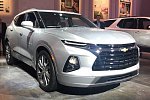 Большой кроссовер Chevrolet Blazer показали на новых фото перед дебютом