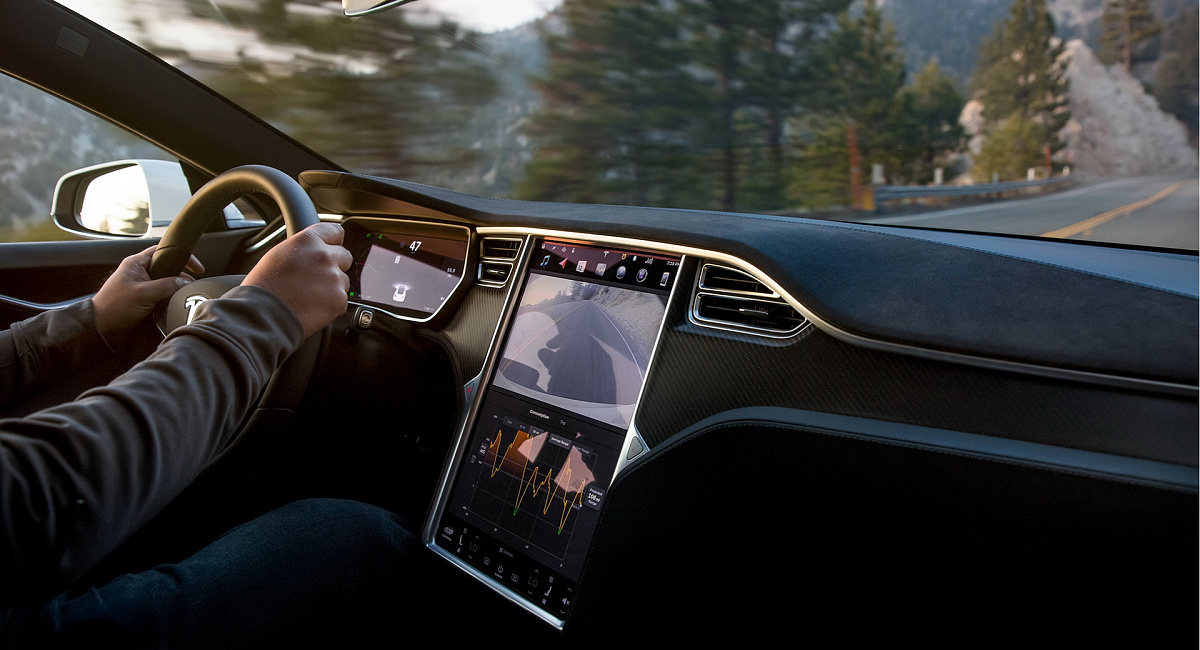 Компания Tesla расширяет бета-версию полного автономного вождения до 160 000 водителей