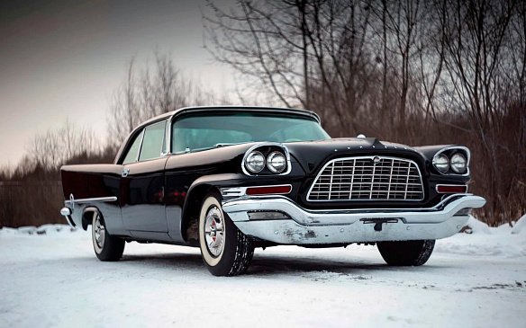 Олдтаймер Chrysler 300 1957 года выпуска появился в продаже в РФ