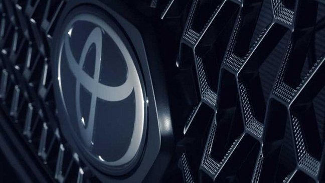 Кроссовер Toyota C-HR и седан Avalon 2021 года получили спец.версии 