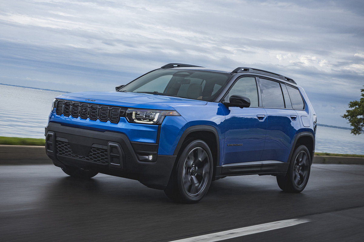  Будущее уже здесь: гибрид Jeep Cherokee 2026 - крупнее, умнее, едет до 800 км