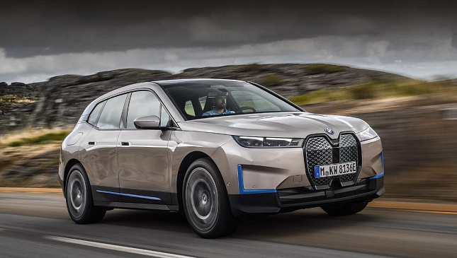 Самый дорогой вариант электромобиля BMW iX оценили в 7,6 млн рублей