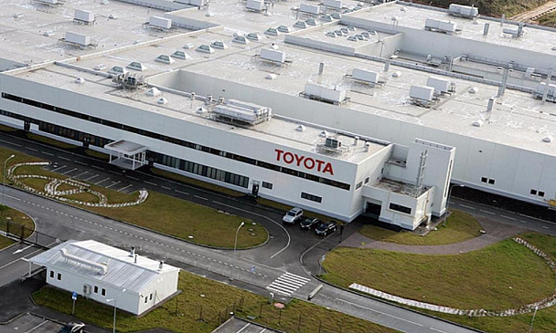 Kyodo: автоконцерн Toyota приостановил работу 8 заводов из-за нехватки запчастей