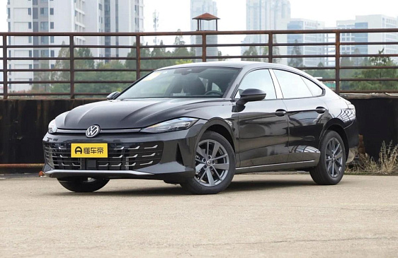Volkswagen Lamando L по цене от 3,33 млн рублей: дилеры предлагают «свежий» рестайлинг