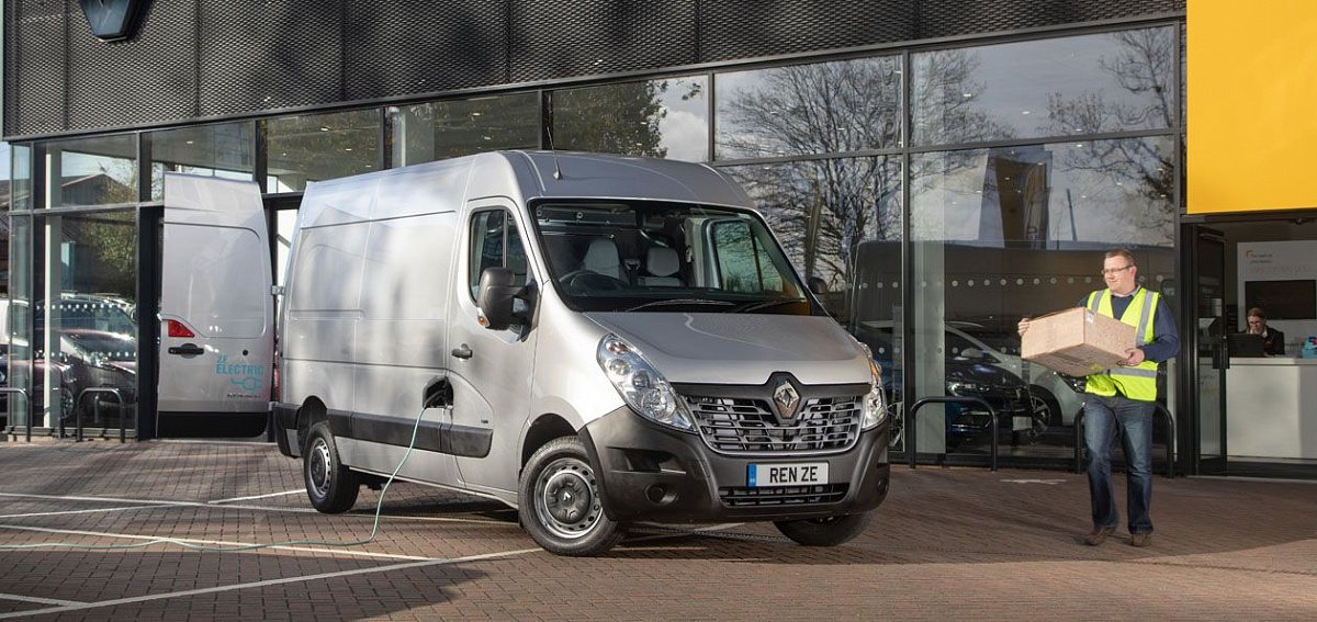 Электрический фургон Renault Master Z.E. стал доступен для заказа