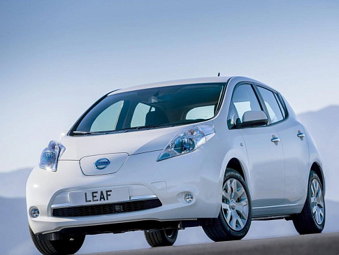 Компания Nissan сохранит название Leaf после завершения выпуска электрокара в 2025 году