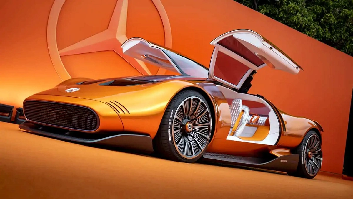 Компания Mercedes-Benz показала электрический суперкар Vision One-Eleven с ретрофутуристичным дизайном