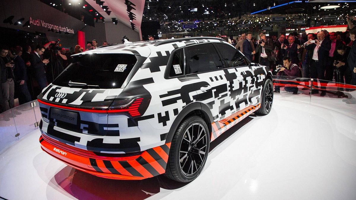 Audi приступил к тестированию электрического E-Tron Quattro (видео)