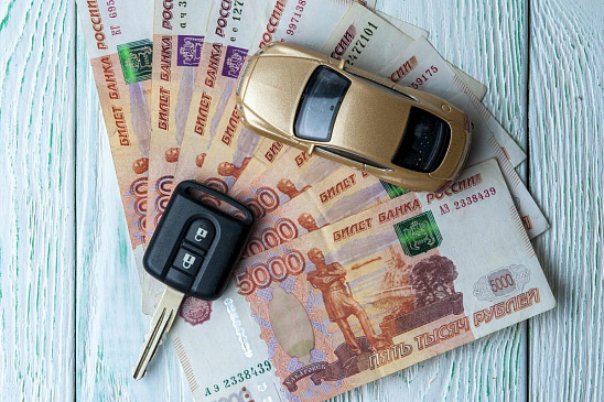 Средняя стоимость владения автомашиной в РФ превысила 10 000 рублей в месяц в 2022 году