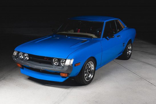 На аукционе продается полностью отреставрированная Toyota Celica 1974 года 