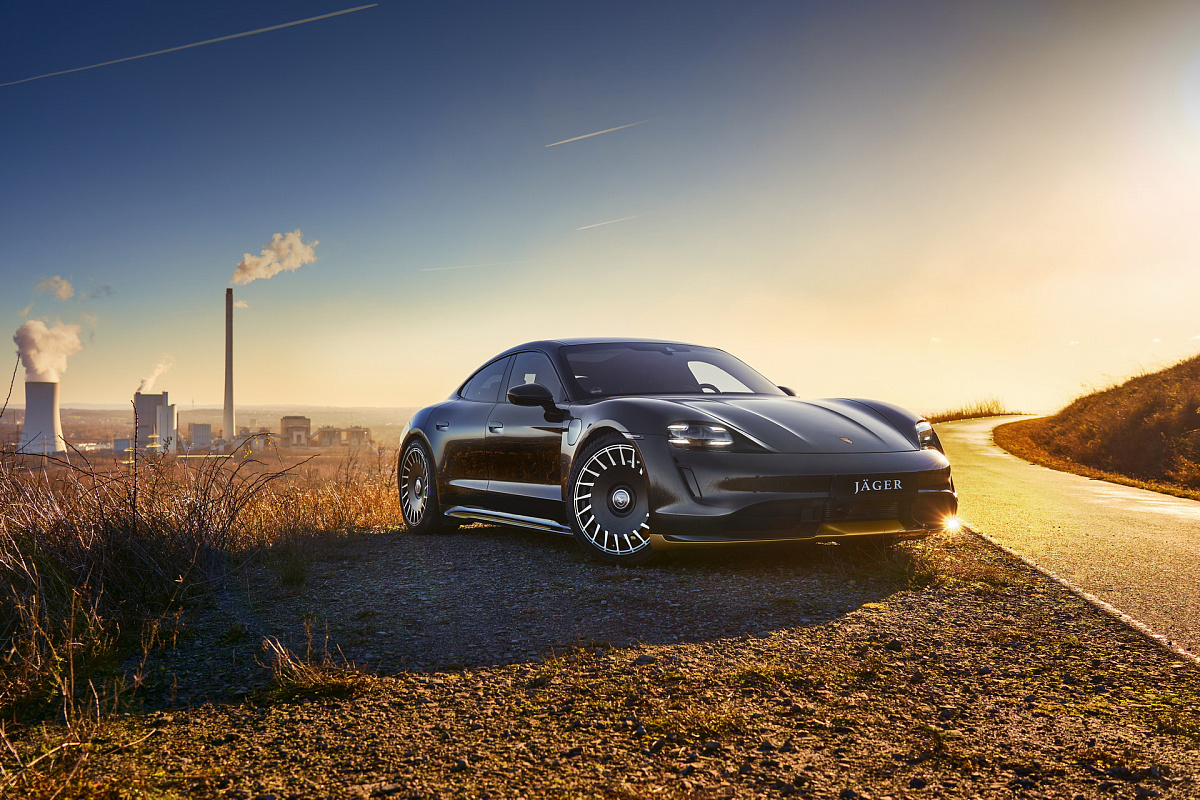 Porsche Taycan от JÄGER получает более легкие карбоновые панели кузова и модные колеса