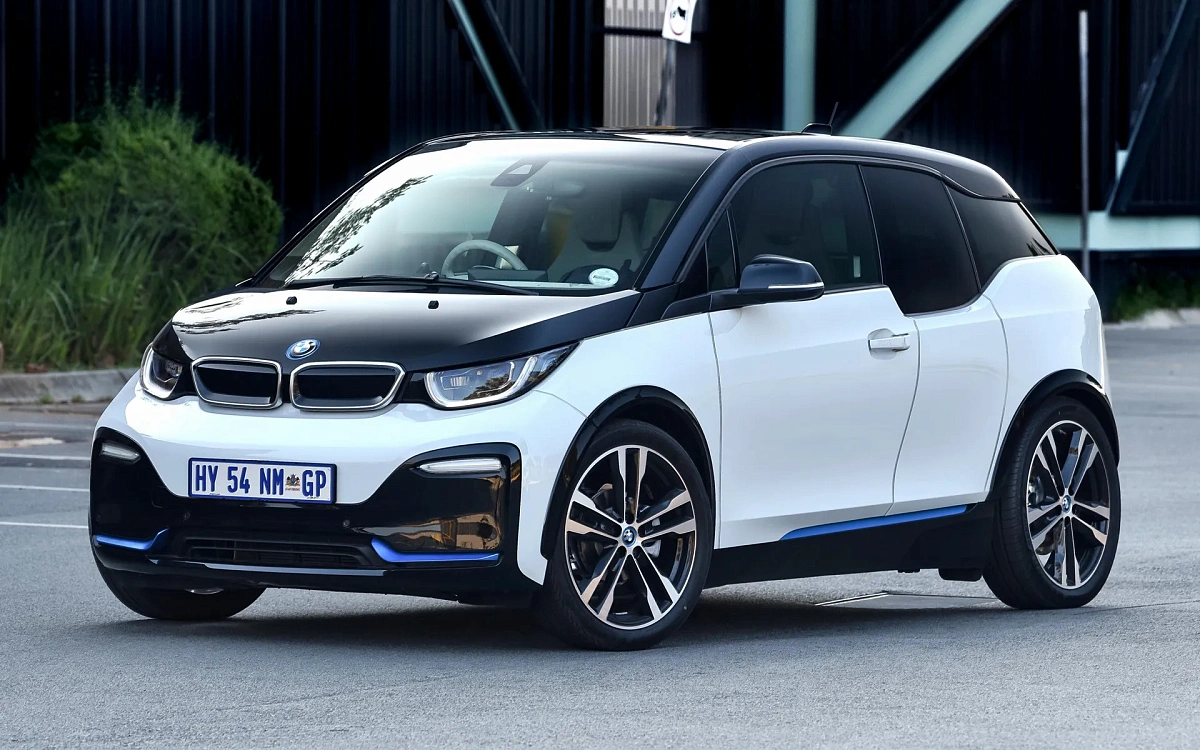 Компания BMW выпустит полностью электрические i1 и i2 в 2027 году Компания BMW выпустит полностью электрические i1 и i2 в 2027 году