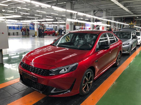 На заводе «Автотор» собрали уже 6 тыс. седанов Kaiyi E5