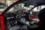 Этот гоночный симулятор сделан из настоящего Ferrari 458