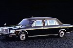 Toyota Century с длинной колесной базой и малым клиренсом 