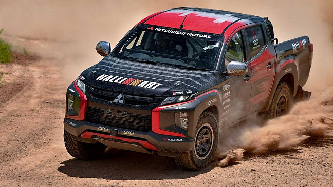 Пикап Mitsubishi Triton будет участвовать в раллийных гонках в ноябре
