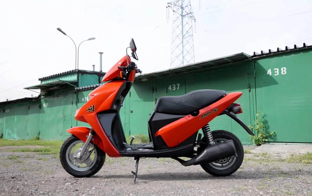 Первый ковровский мотороллер ЗДК Аркан – это не китайский скутер, а российская техника