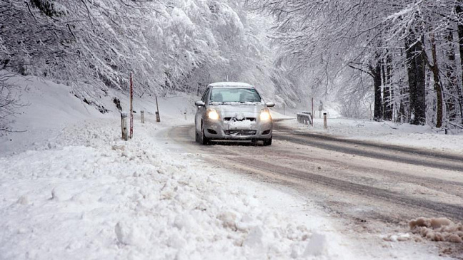 Автоэксперт Хресин назвал внедорожники самыми опасными автомобилями зимой